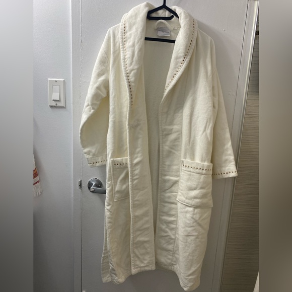 Brand new spa robe size S - Picture 2 of 3